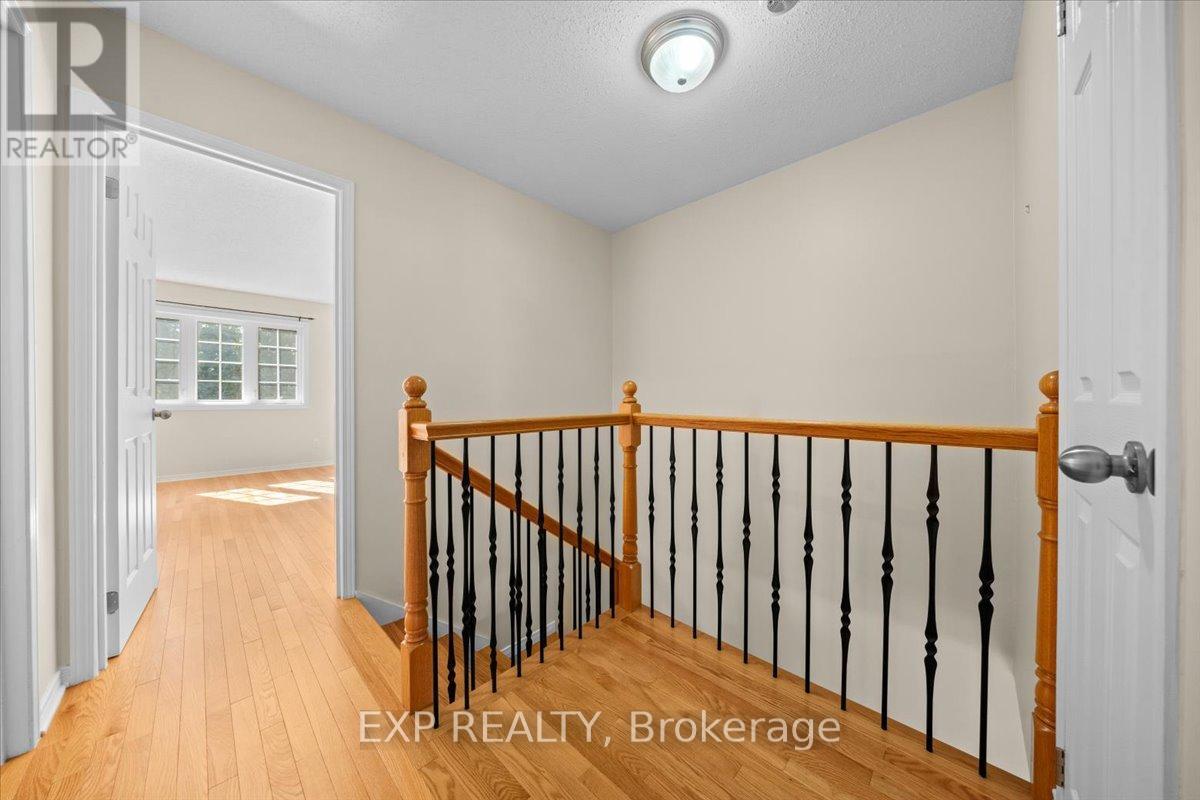 1678 Boisbriand Crescent, Ottawa, Ontario  K1C 4V5 - Photo 21 - X12450098