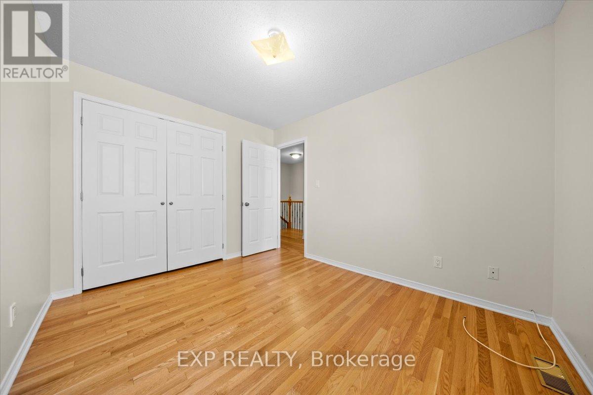 1678 Boisbriand Crescent, Ottawa, Ontario  K1C 4V5 - Photo 27 - X12450098