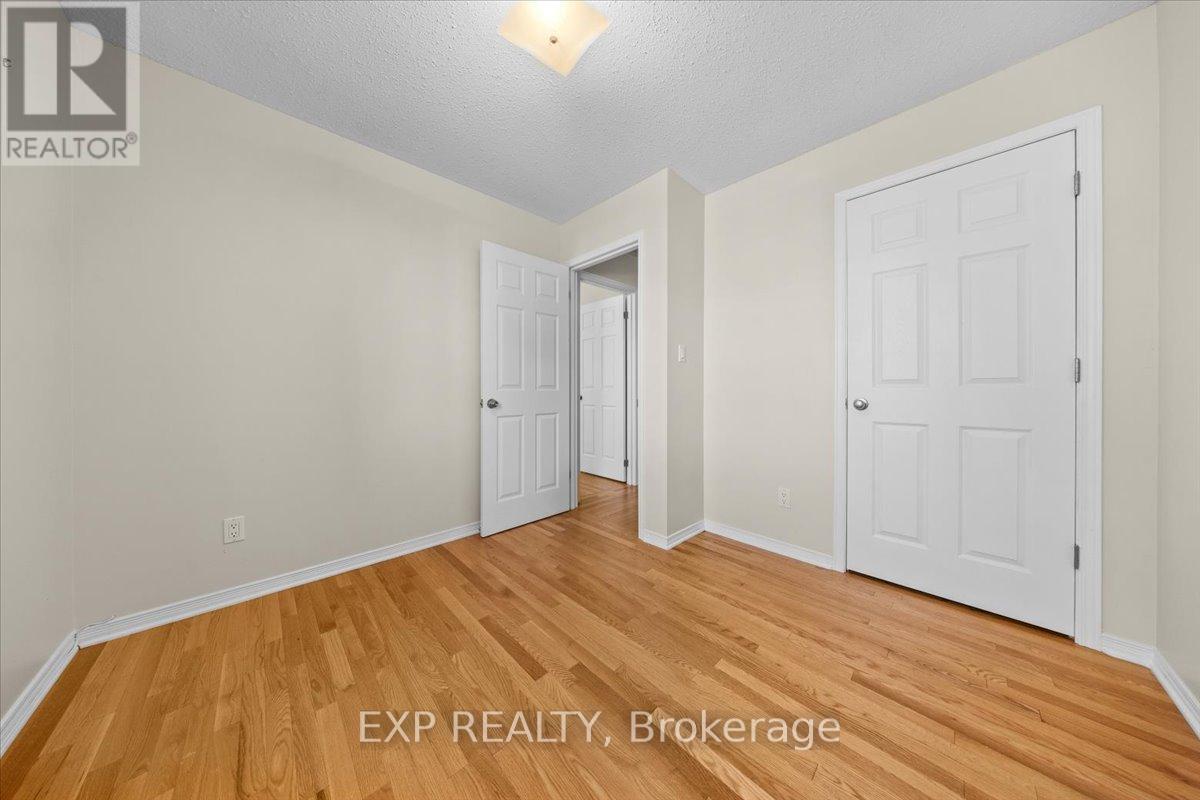 1678 Boisbriand Crescent, Ottawa, Ontario  K1C 4V5 - Photo 29 - X12450098