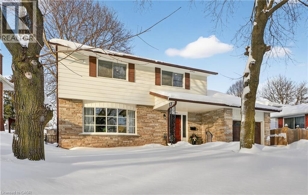 384 Dunvegan Drive, Waterloo, Ontario  N2K 2C5 - Photo 2 - 40800825