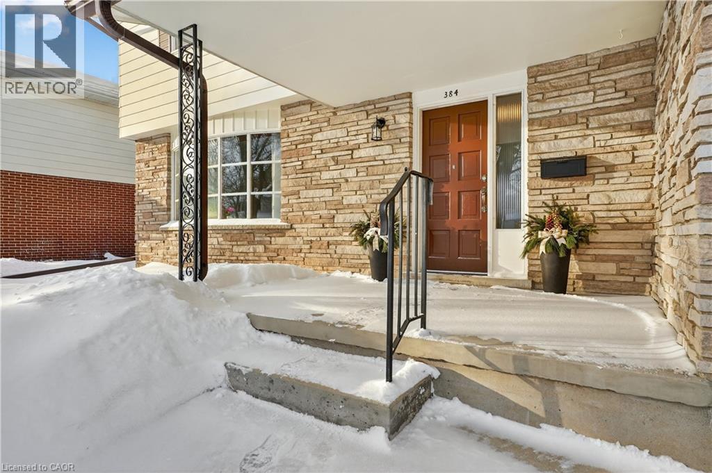 384 Dunvegan Drive, Waterloo, Ontario  N2K 2C5 - Photo 3 - 40800825
