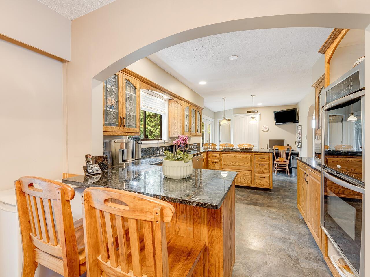 9543 Oban Place, Surrey, British Columbia  V3V 6Z2 - Photo 4 - R3031678