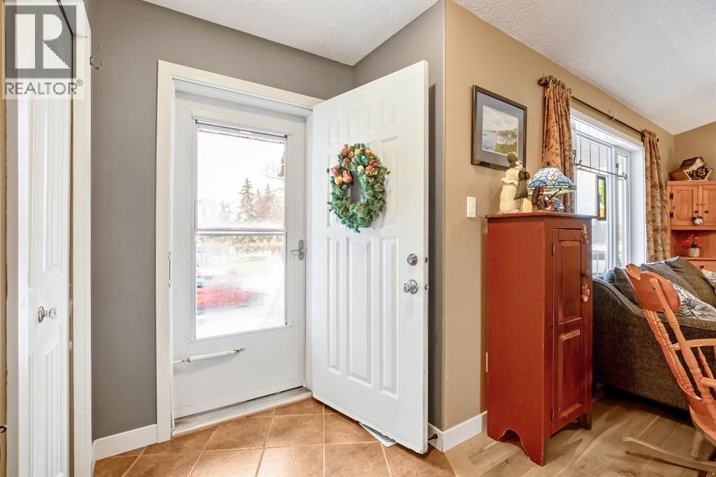 2103 27 Avenue, Nanton, Alberta  T0L 1R0 - Photo 6 - A2275213