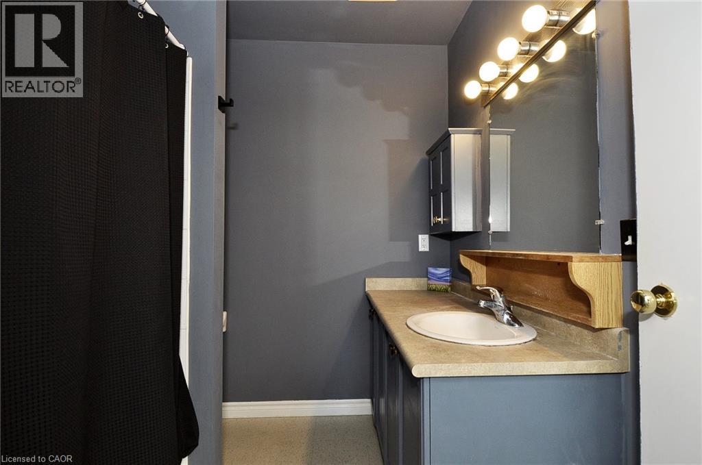 345 Briarmeadow Drive Unit# 302, Kitchener, Ontario  N2A 4J6 - Photo 19 - 40799790