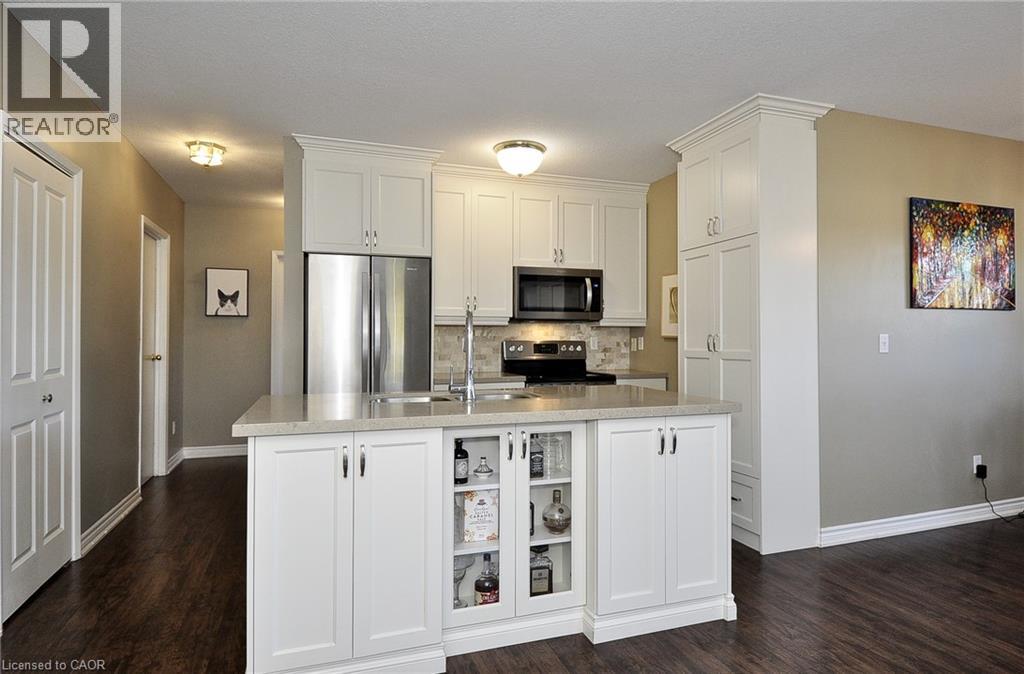 345 Briarmeadow Drive Unit# 302, Kitchener, Ontario  N2A 4J6 - Photo 3 - 40799790