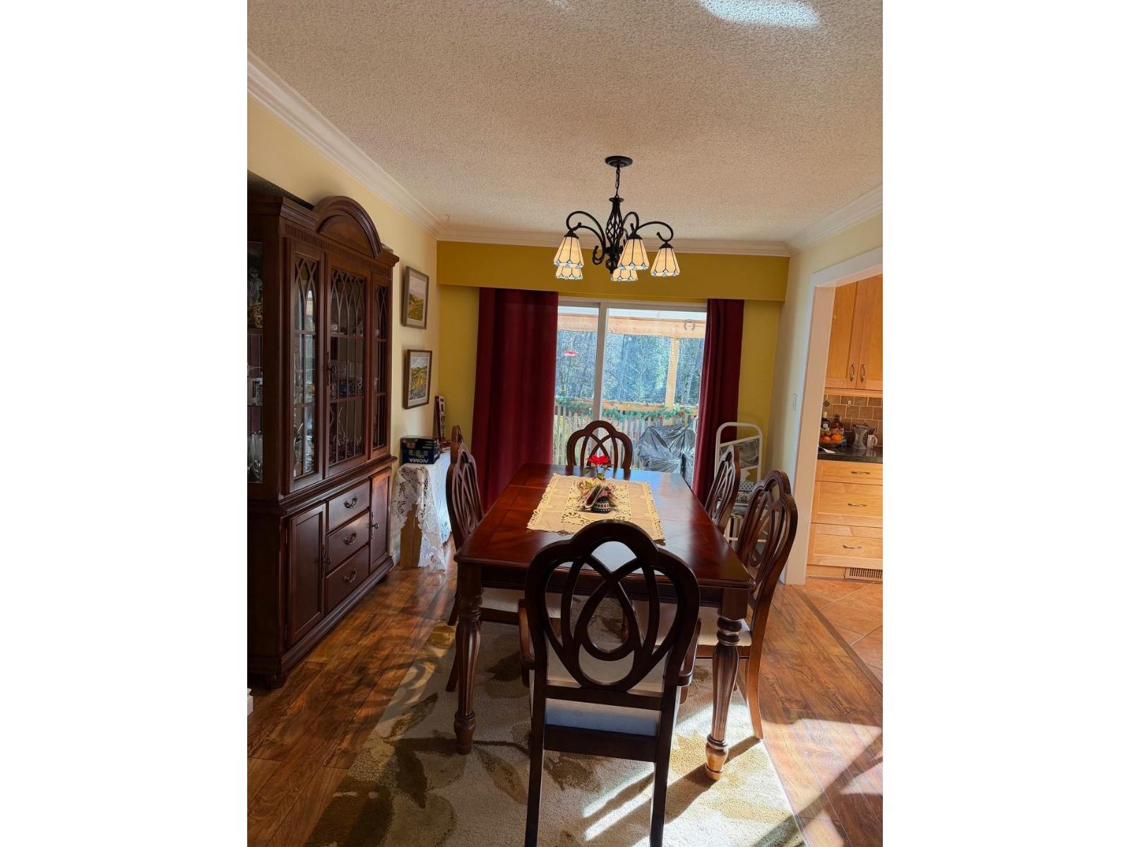 8936 Queen Mary Boulevard, Surrey, British Columbia  V3V 6R1 - Photo 5 - R3082920