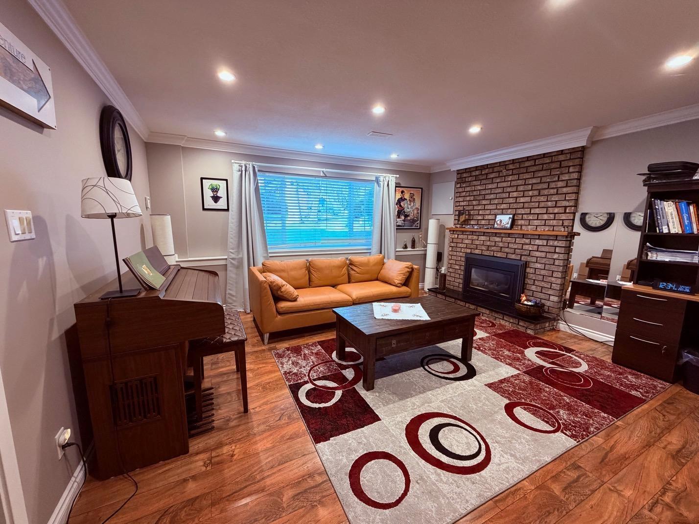 8936 Queen Mary Boulevard, Surrey, British Columbia  V3V 6R1 - Photo 9 - R3082920