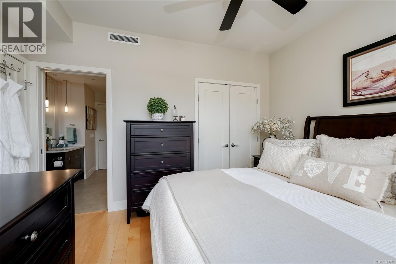 404 3234 Holgate Lane, Colwood, British Columbia  V9C 0A6 - Photo 8 - 1023782