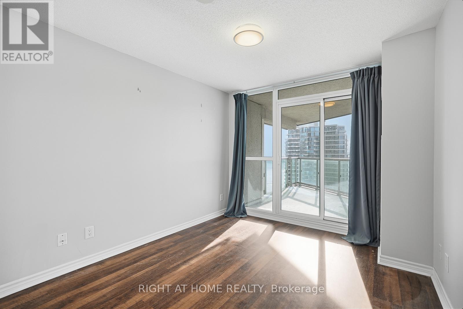 3811 - 19 Grand Trunk Crescent, Toronto, Ontario  M5J 3A3 - Photo 16 - C12729176