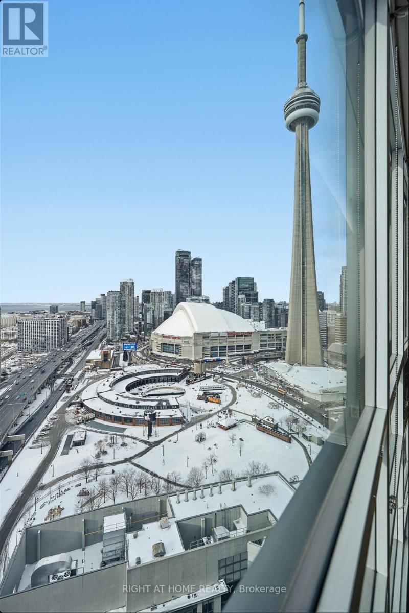 3811 - 19 Grand Trunk Crescent, Toronto, Ontario  M5J 3A3 - Photo 31 - C12729176