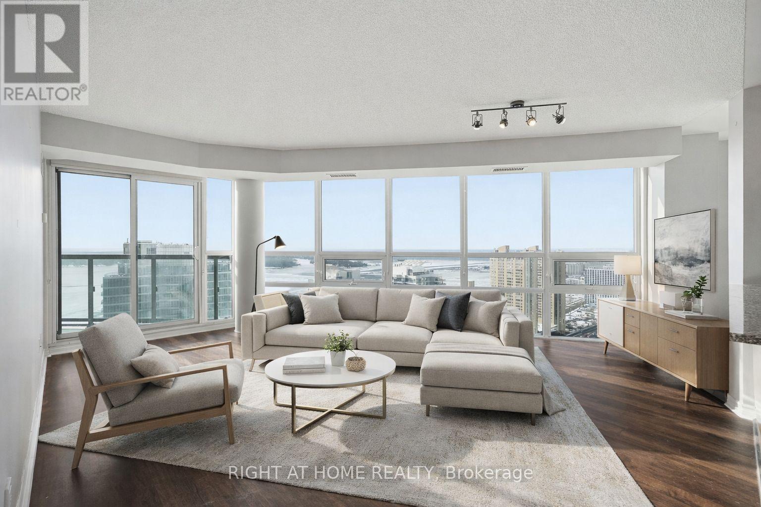 3811 - 19 Grand Trunk Crescent, Toronto, Ontario  M5J 3A3 - Photo 7 - C12729176