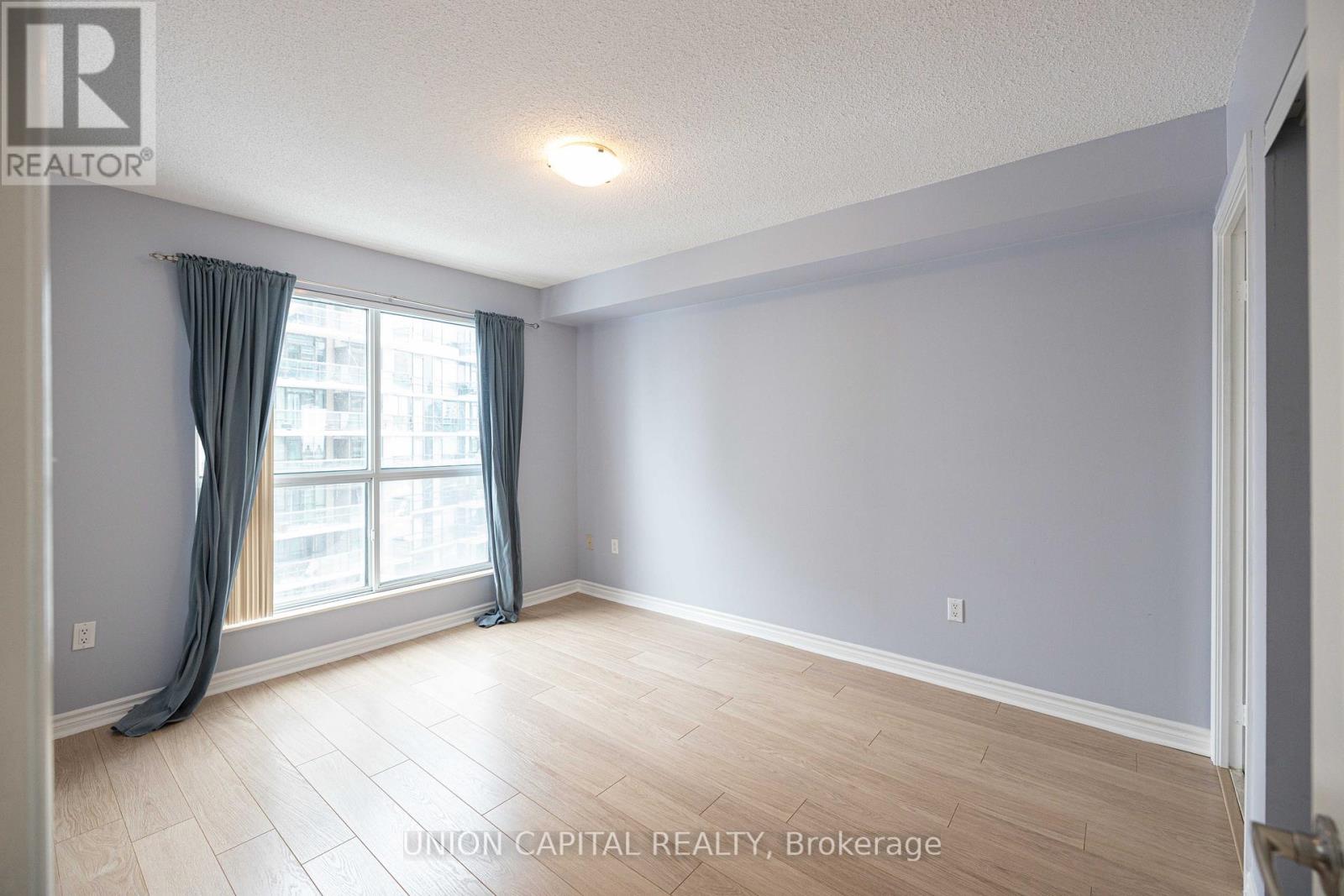 1806 - 7 Lorraine Drive, Toronto, Ontario M2N 7H2 - Photo 11 - C12729188