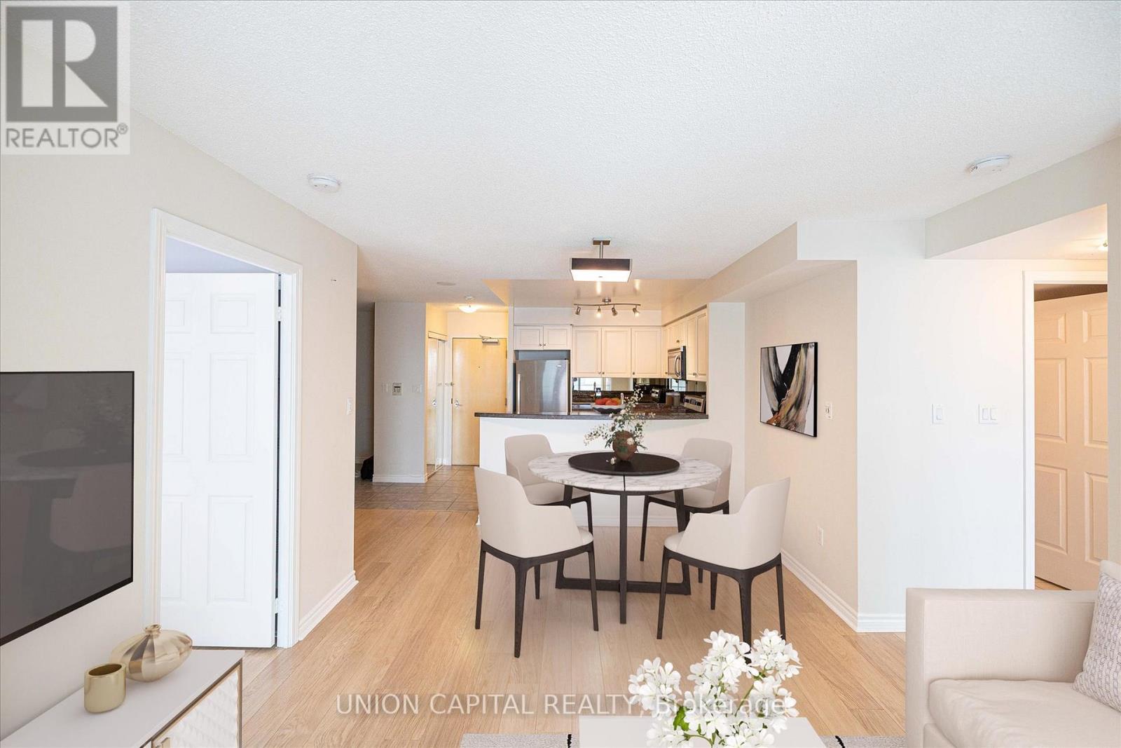 1806 - 7 Lorraine Drive, Toronto, Ontario M2N 7H2 - Photo 7 - C12729188