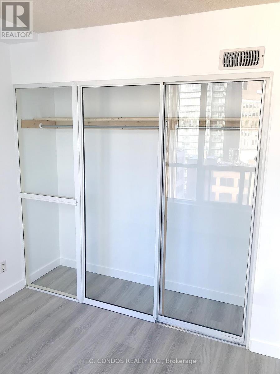 1402 - 92 King Street E, Toronto, Ontario M5C 2V8 - Photo 17 - C12729192