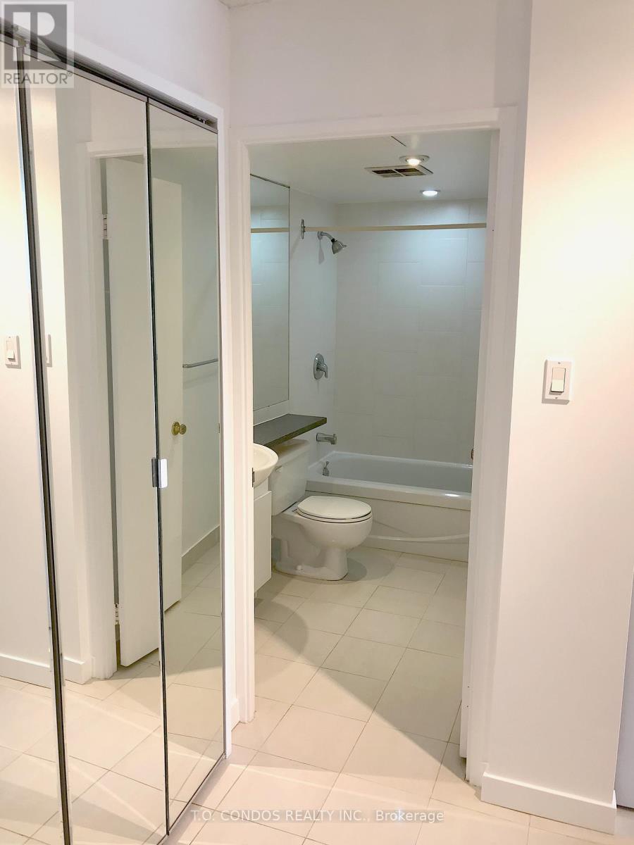 1402 - 92 King Street E, Toronto, Ontario M5C 2V8 - Photo 7 - C12729192