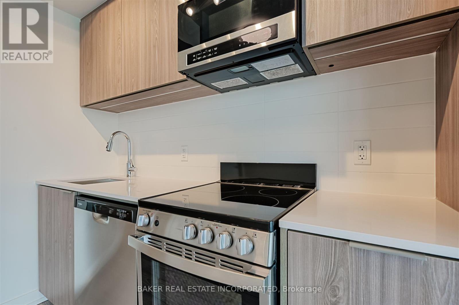 3705 - 223 Redpath Avenue, Toronto, Ontario  M4P 0E8 - Photo 10 - C12729204