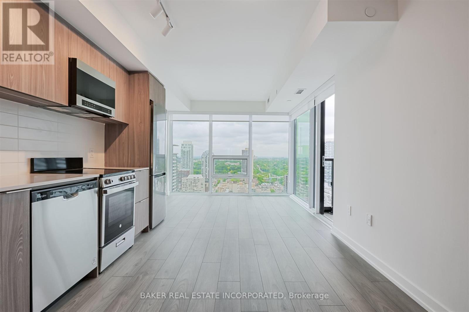 3705 - 223 Redpath Avenue, Toronto, Ontario  M4P 0E8 - Photo 8 - C12729204