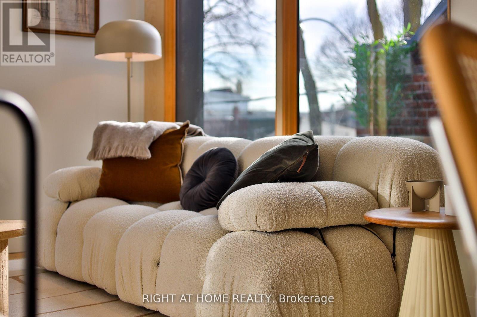 Ph 2 - 225 Brunswick Avenue, Toronto, Ontario M5S 2M6 - Photo 2 - C12729240