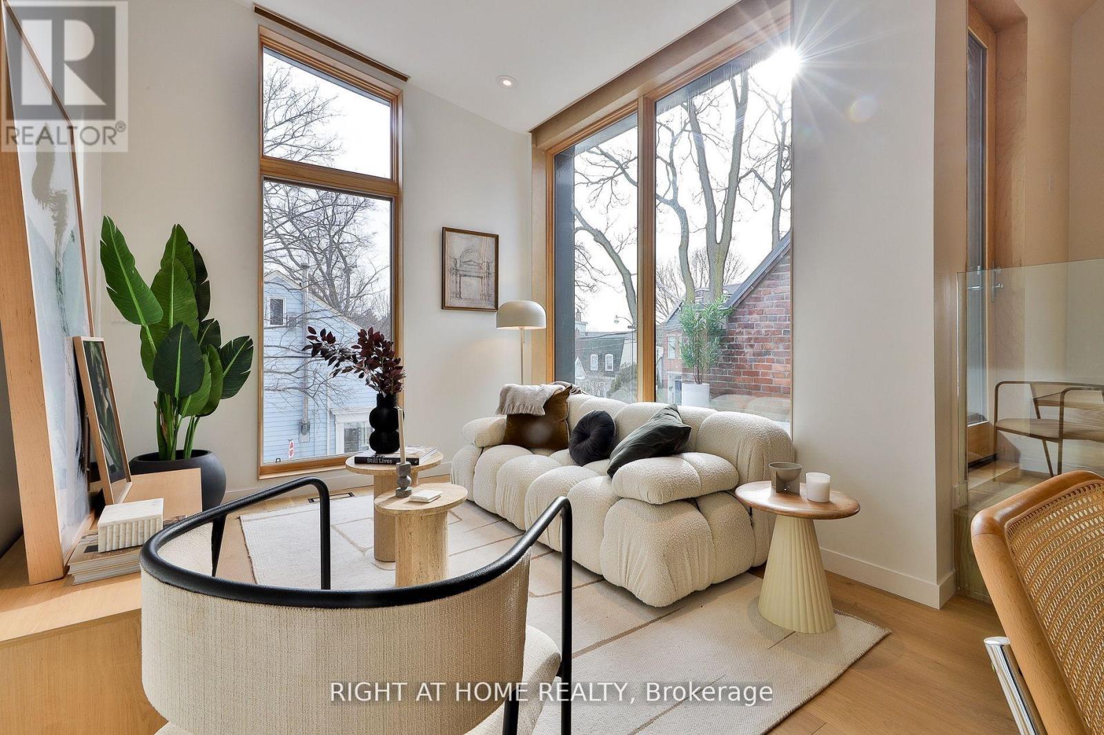 Ph 2 - 225 Brunswick Avenue, Toronto, Ontario M5S 2M6 - Photo 3 - C12729240