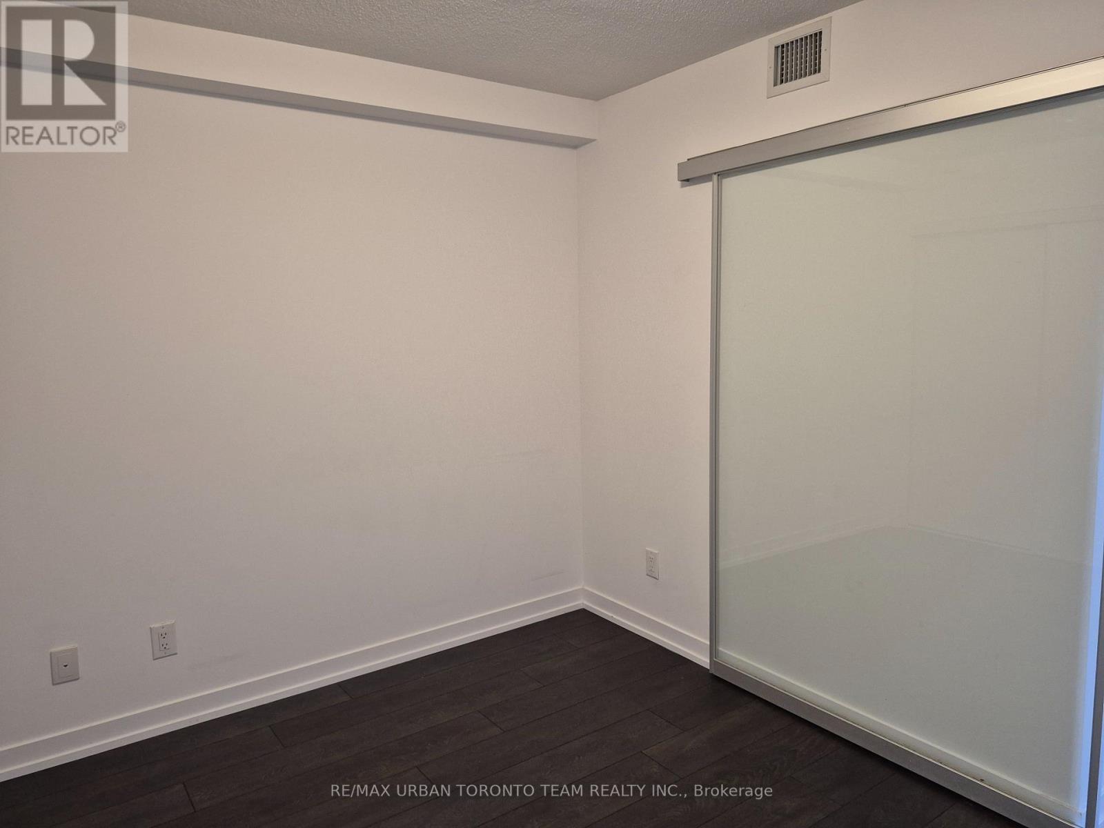 2201 - 219 Dundas Street E, Toronto, Ontario  M5A 0V1 - Photo 11 - C12729298