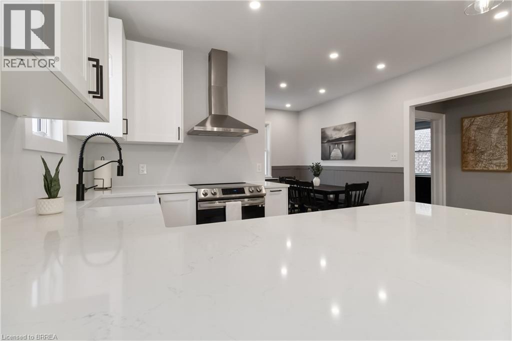 288 Marlborough Street, Brantford, Ontario  N3S 4T5 - Photo 7 - 40798657