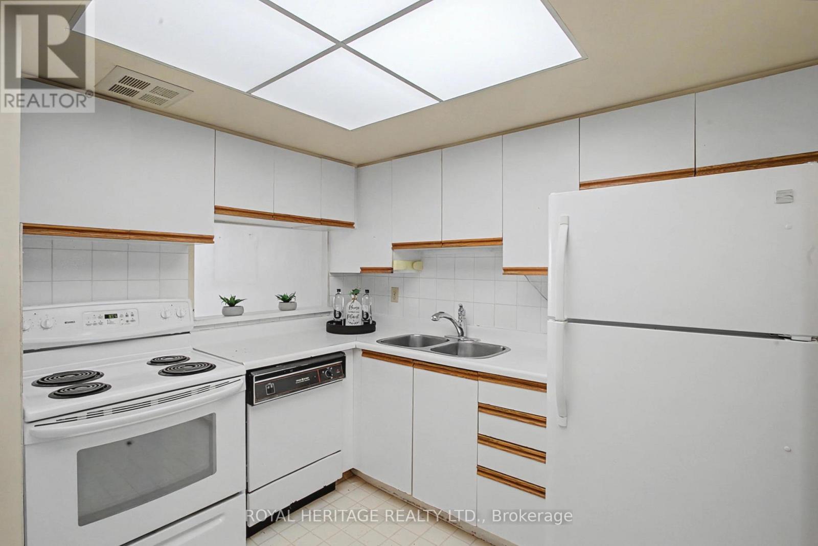 509 - 30 Thunder Grove, Toronto, Ontario  M1V 4A3 - Photo 6 - E12729164