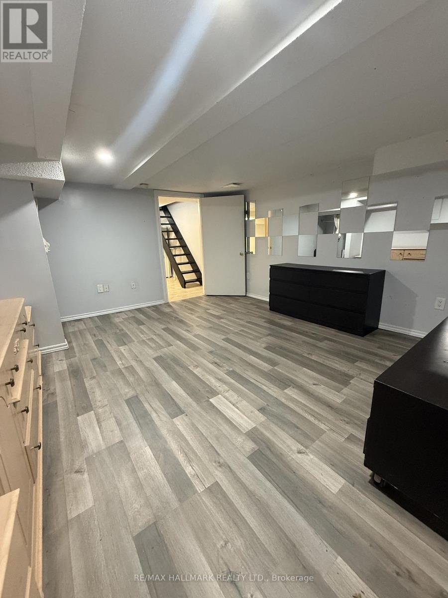 Lower - 30 Curzon Street, Toronto, Ontario  M4M 3B4 - Photo 3 - E12729196