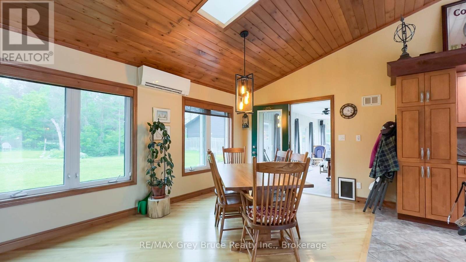 236 Bruce Street, South Bruce Peninsula, Ontario N0H 2T0 - Photo 15 - X12224444