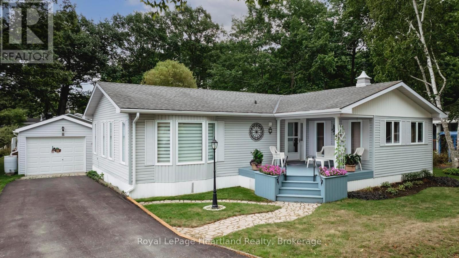 8 Cree Lane, Ashfield-Colborne-Wawanosh (Colborne), Ontario  N7A 3Y2 - Photo 2 - X12374681