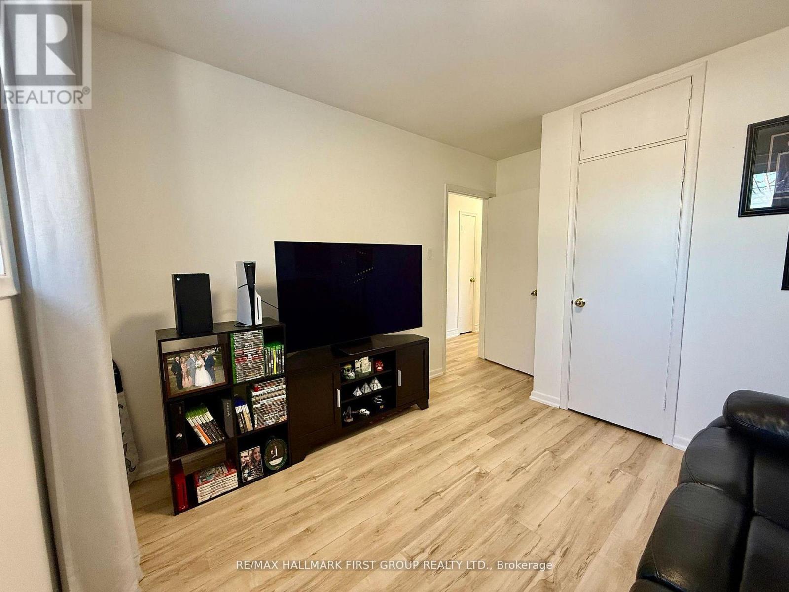 851 Bem Avenue, Pickering, Ontario  L1W 1X2 - Photo 21 - E12696600