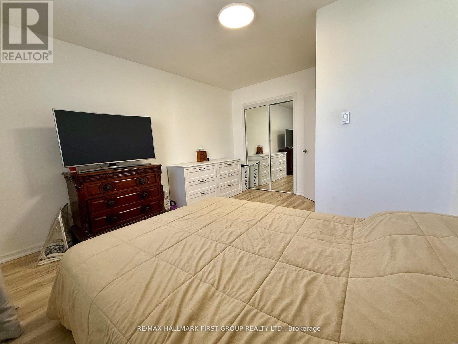 851 Bem Avenue, Pickering, Ontario  L1W 1X2 - Photo 17 - E12696600