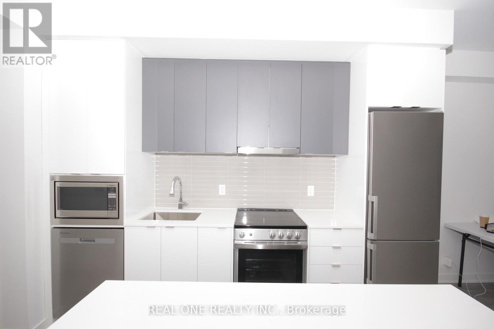 2610 - 30 Upper Mall Way, Vaughan, Ontario  L4J 0L7 - Photo 7 - N12729156