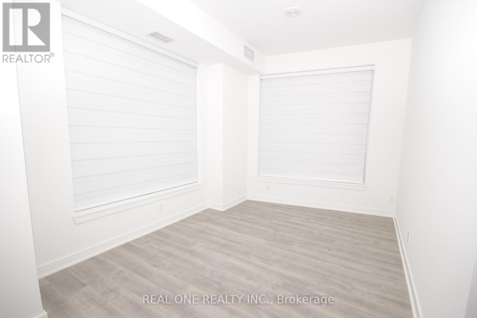 2610 - 30 Upper Mall Way, Vaughan, Ontario  L4J 0L7 - Photo 8 - N12729156