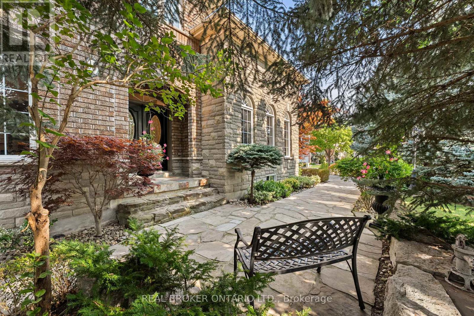 58 Calera Crescent, Vaughan, Ontario  L4H 1V9 - Photo 3 - N12729224