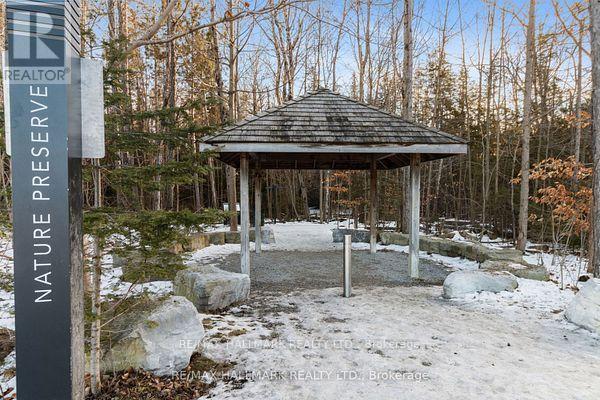 210 - 415 Sea Ray Avenue, Innisfil, Ontario  L9S 0R5 - Photo 2 - N12729256