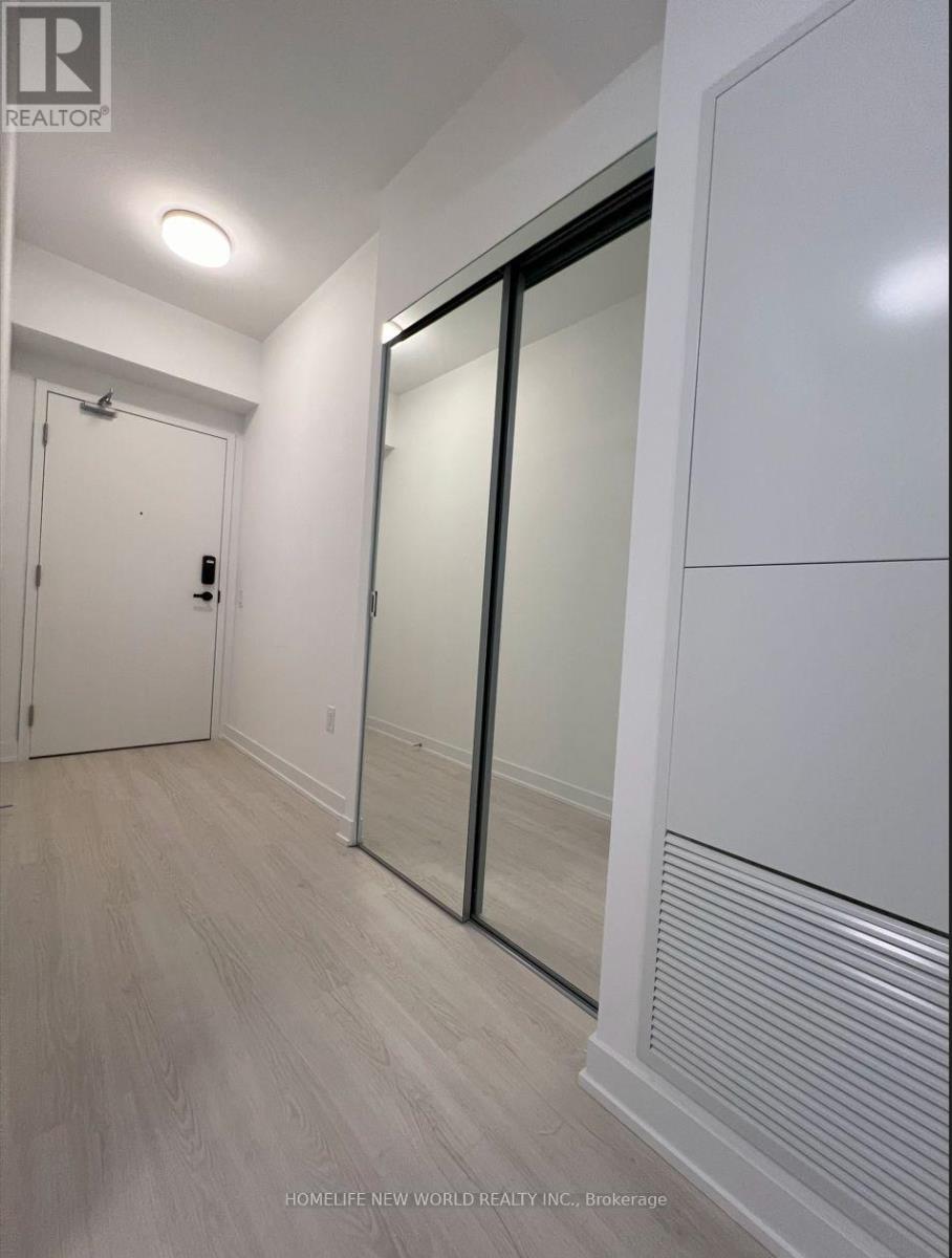 2807 - 3883 Quartz Road, Mississauga, Ontario  L5B 0M4 - Photo 2 - W12729162