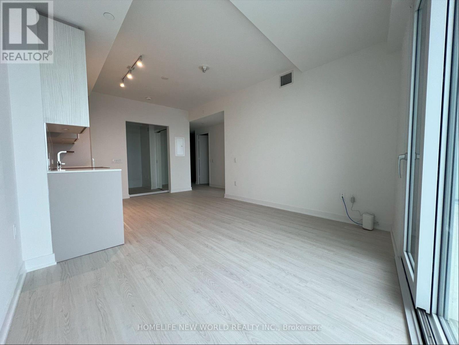 2807 - 3883 Quartz Road, Mississauga, Ontario  L5B 0M4 - Photo 7 - W12729162