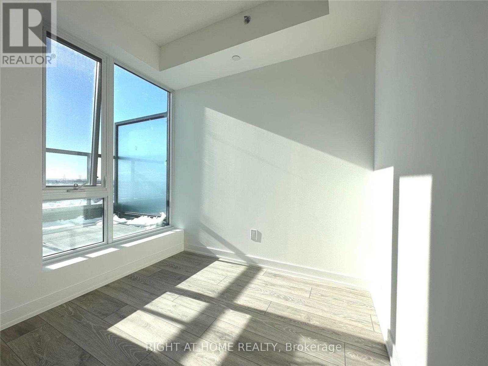 A902 - 3210 Dakota Common Circle, Burlington, Ontario  L7M 2A7 - Photo 4 - W12729222