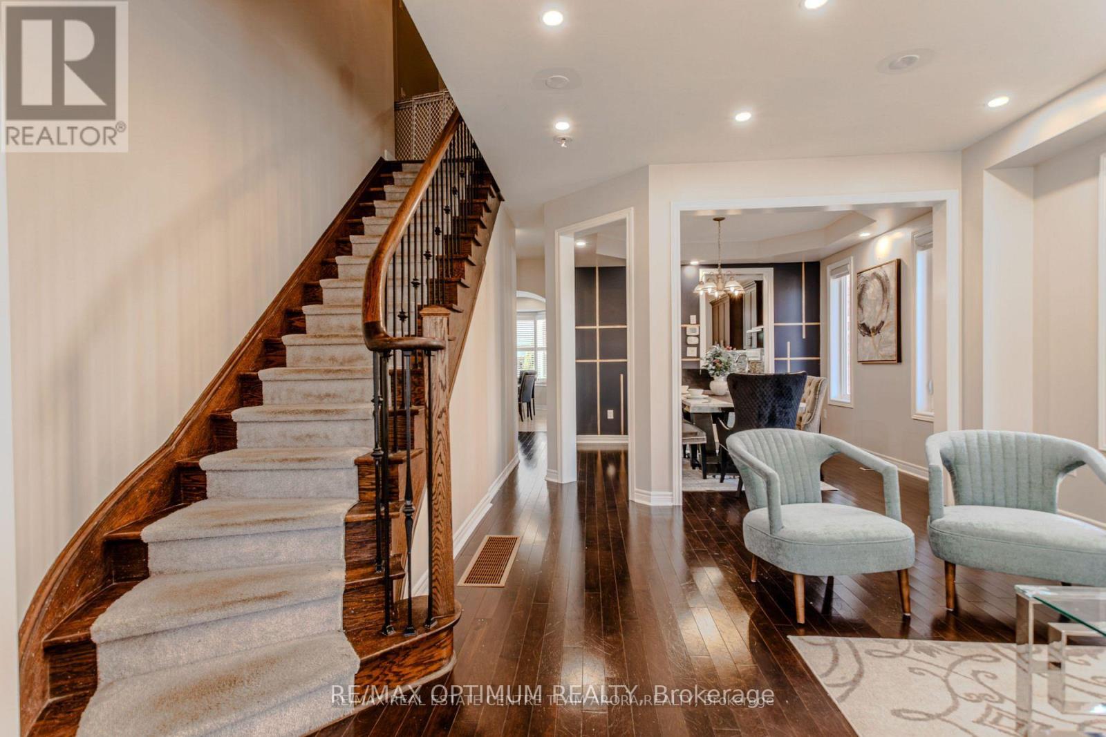 150 Lloyd Sanderson Drive, Brampton, Ontario  L6Y 0Z9 - Photo 6 - W12729232