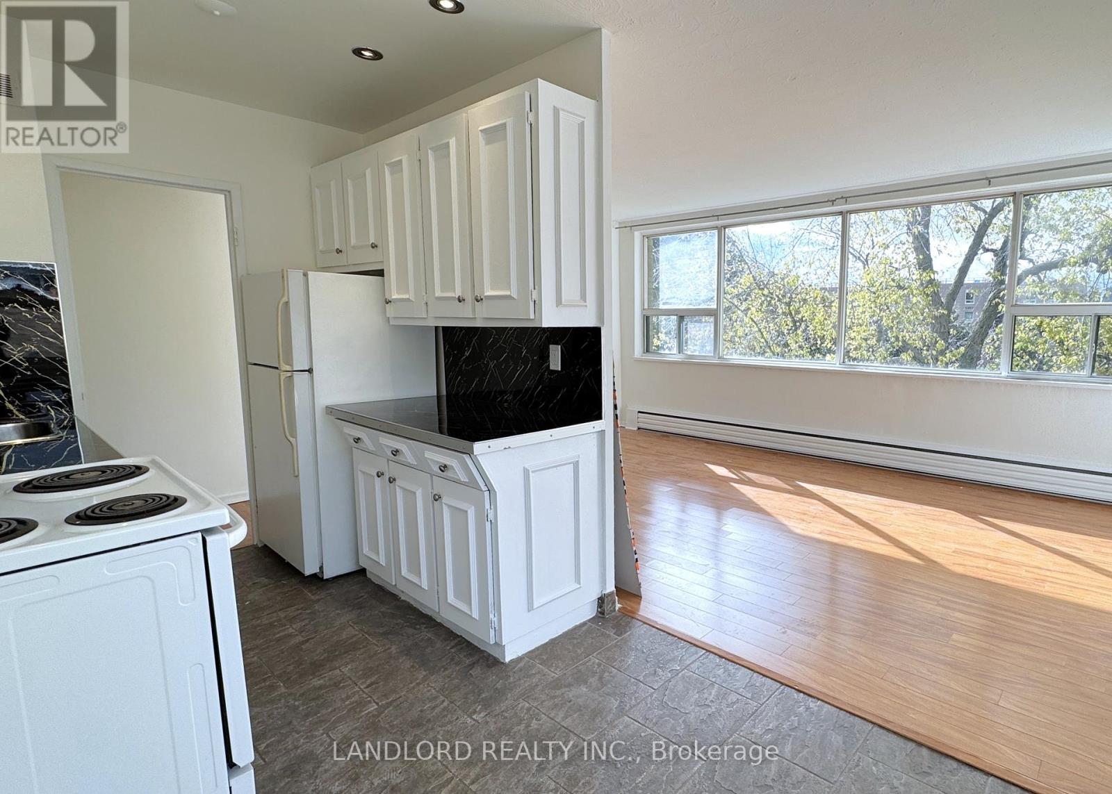 42 - 140 SPRINGHURST AVENUE, Toronto, Ontario