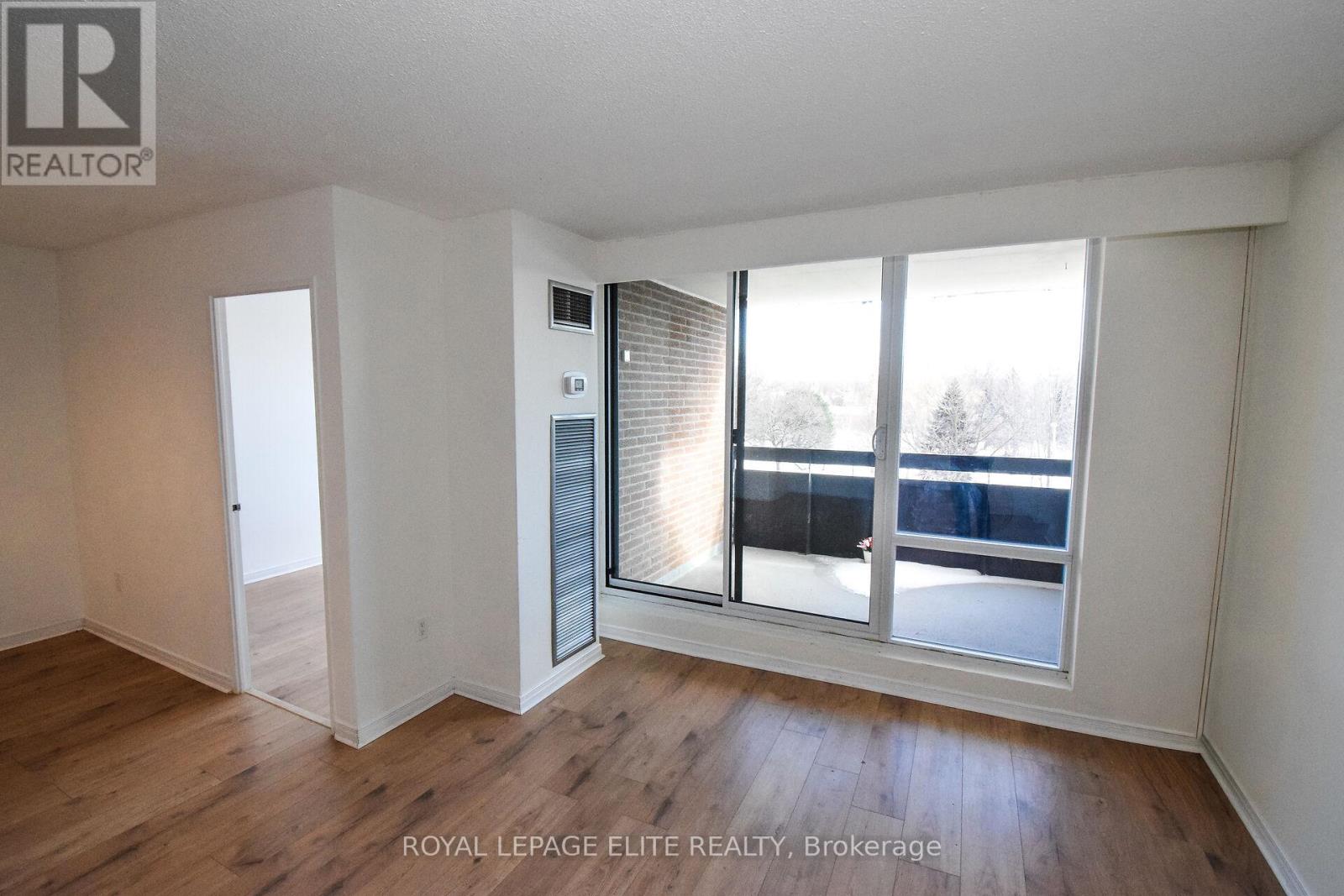 302 - 362 The East Mall W, Toronto, Ontario M9B 6C4 - Photo 11 - W12729282