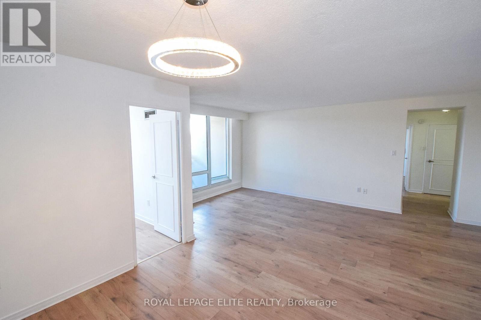 302 - 362 The East Mall W, Toronto, Ontario M9B 6C4 - Photo 8 - W12729282