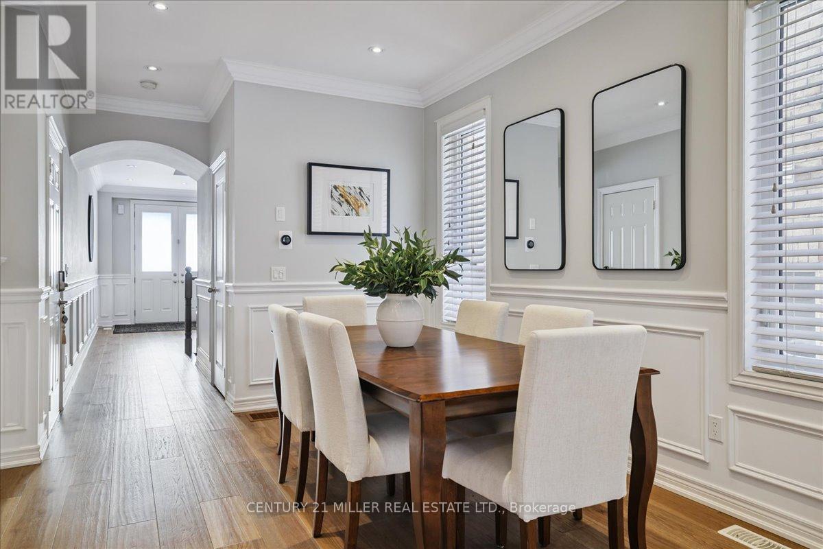 3071 Isaac Avenue, Oakville, Ontario  L6M 0S7 - Photo 8 - W12729296