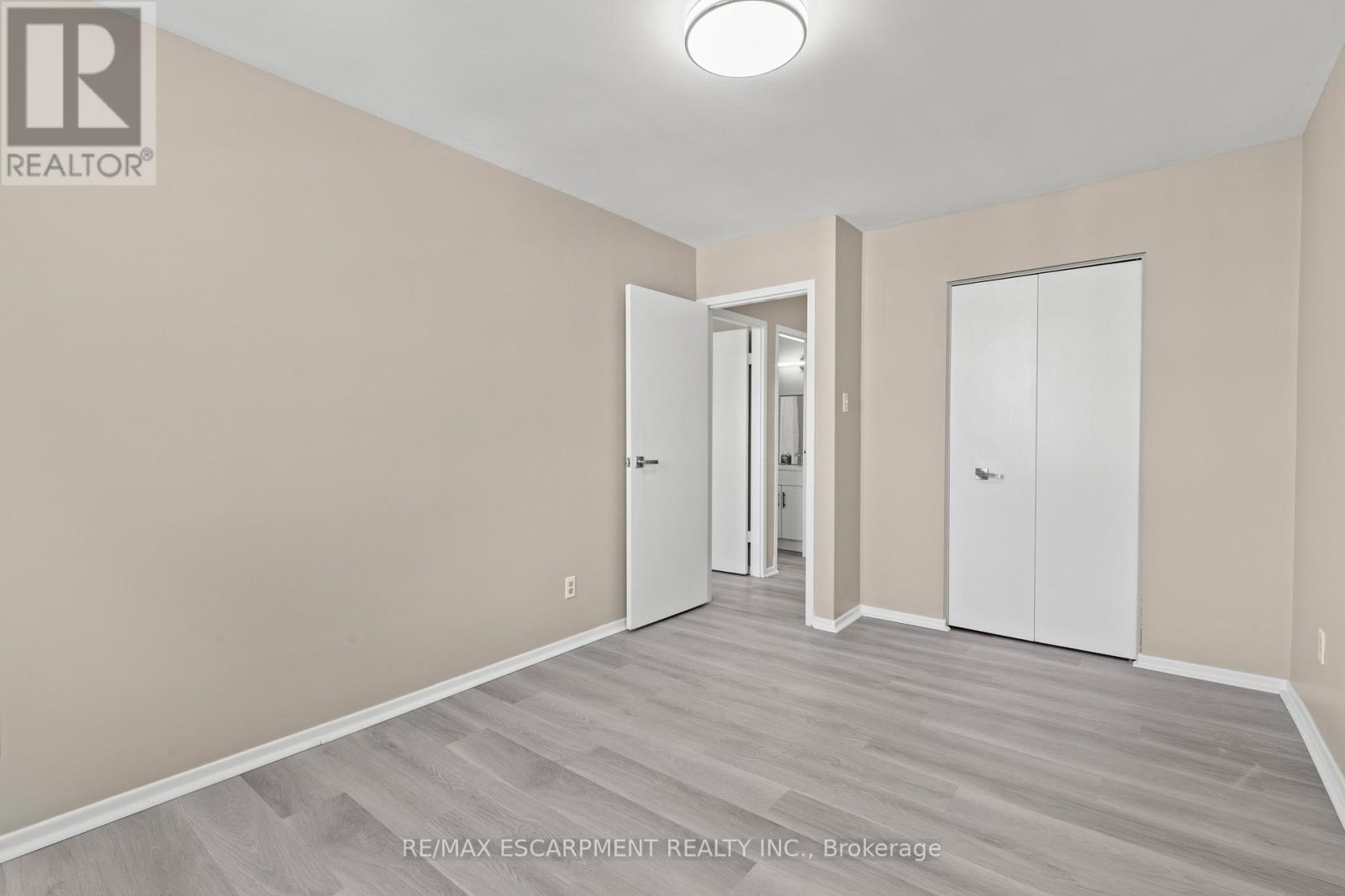 1004 - 359 Geneva Street, St. Catharines, Ontario  L2N 2G5 - Photo 20 - X12729214