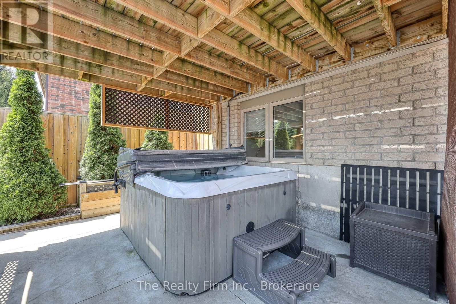 1 Riverview Road, Ingersoll, Ontario  N5C 4B5 - Photo 16 - X12729412