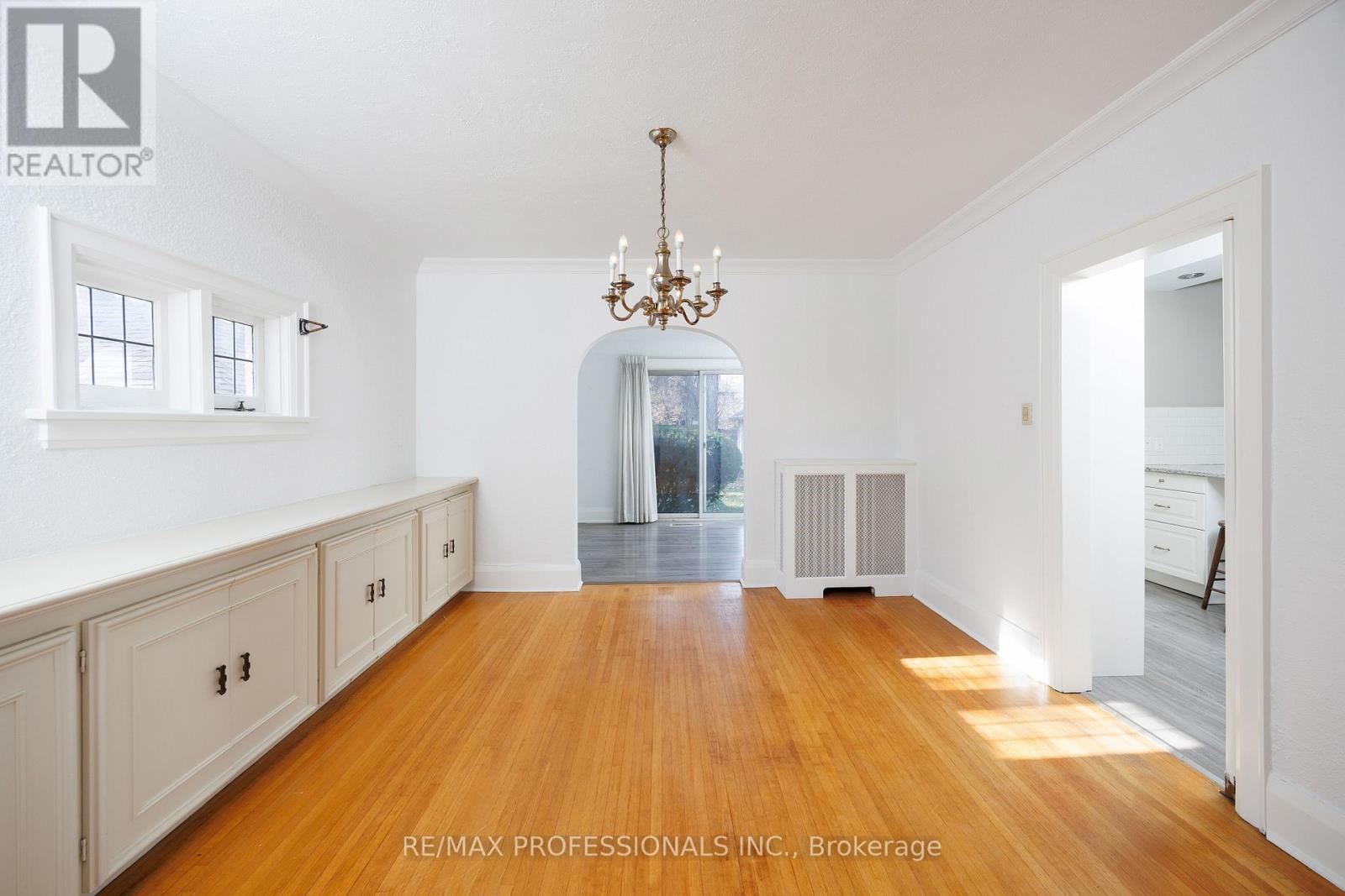 50 Wendover Road, Toronto, Ontario  M8X 2L3 - Photo 16 - W12590998