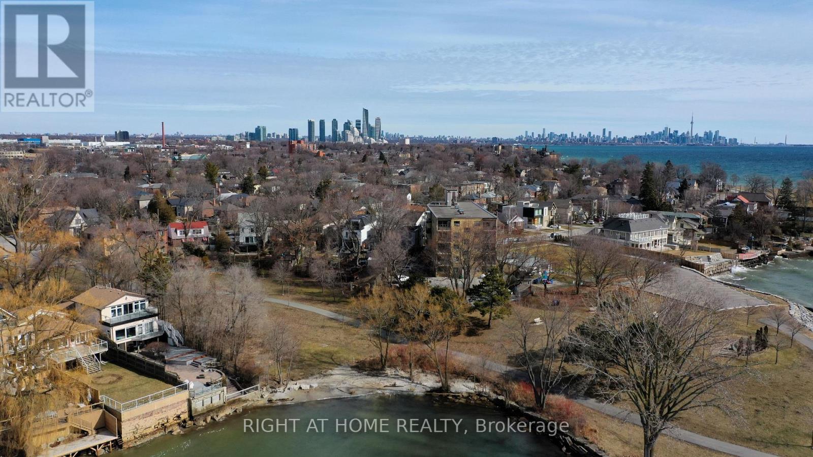 7 Eleventh Street, Toronto, Ontario  M8V 3G2 - Photo 5 - W12672948