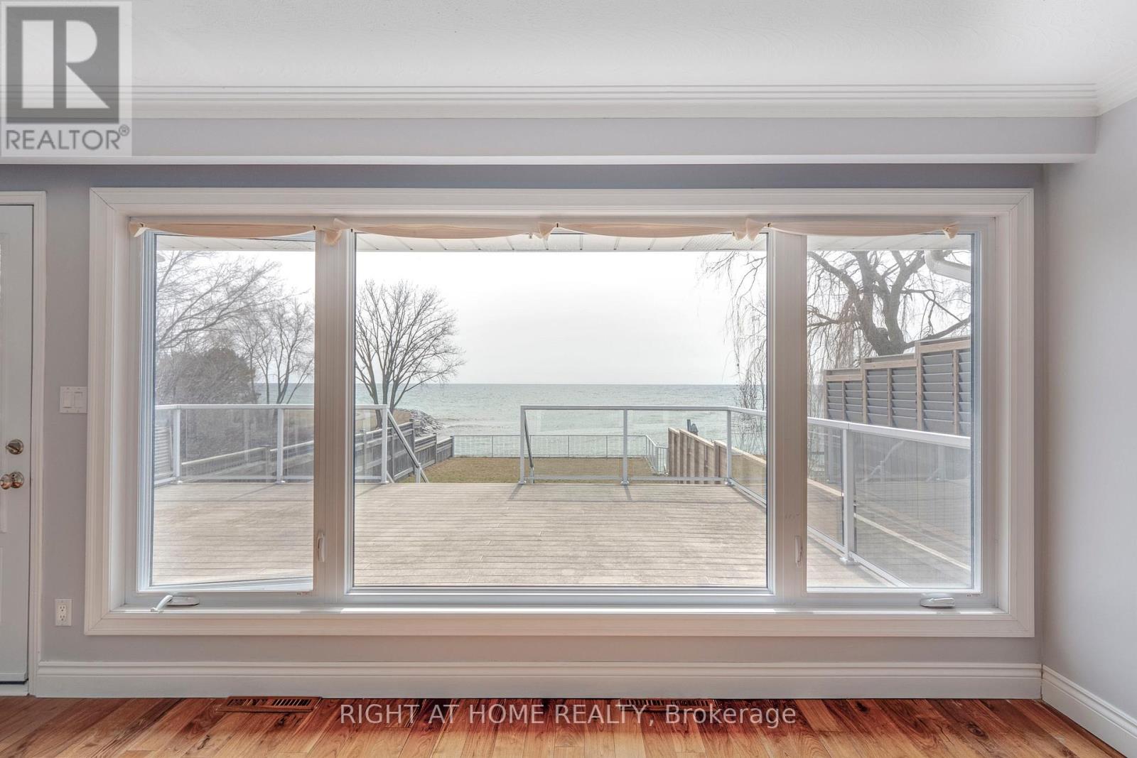 7 Eleventh Street, Toronto, Ontario  M8V 3G2 - Photo 12 - W12672948