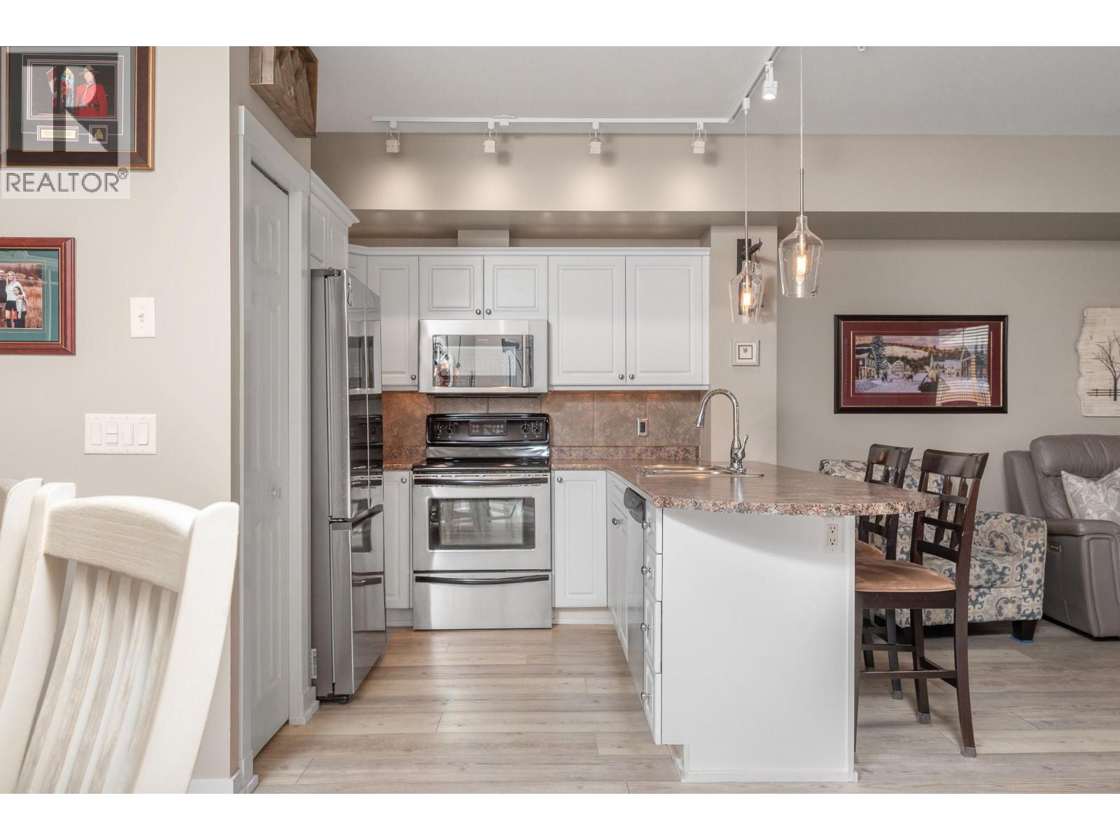 3550 Woodsdale Road Unit# 213, Lake Country, British Columbia  V4V 2P5 - Photo 6 - 10373719