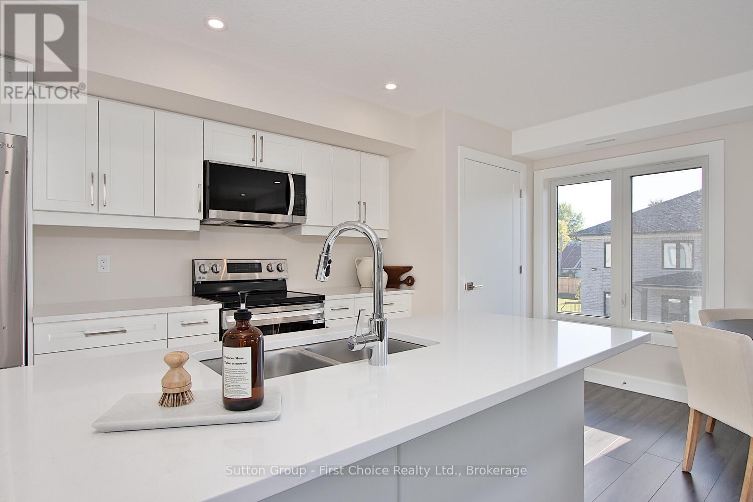 Unit 40 - 3202 Vivian Line, Stratford, Ontario N5A 0K6 - Photo 12 - X12729304